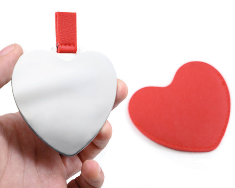 ESPEJO DE ACERO INOXIDABLE CON ESTUCHE EN FORMA DE CORAZÓN MINNIE A3085