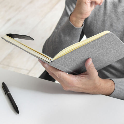 LIBRETA TIK T772