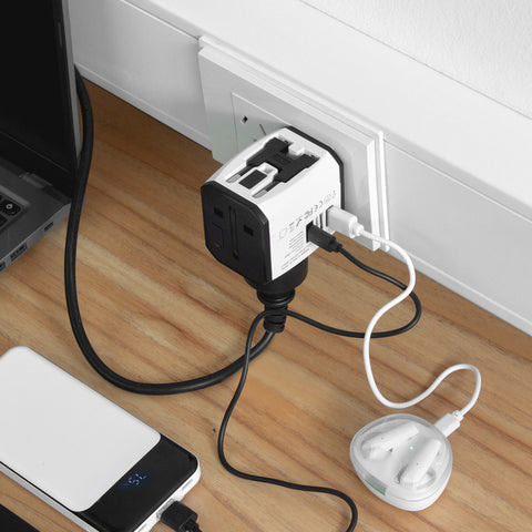 ADAPTADOR UNIVERSAL TRAVIS T722