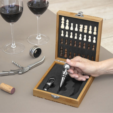 SET DE VINO CON JUEGO DE AJEDREZ CHESSY T667