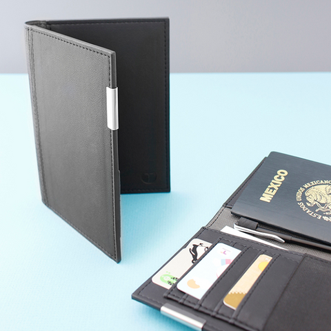 PORTA PASAPORTE TAKAYAMA CHISAII PAS-CHI