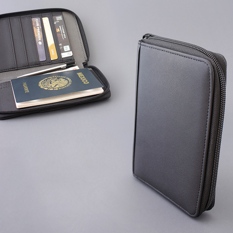 PORTA PASAPORTE TAKAYAMA KUMA PAS-KUM